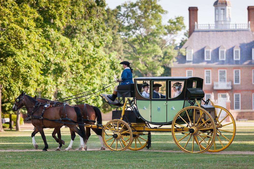 Williamsburg Inn, An Official Colonial Williamsburg Hotel Екстер'єр фото